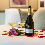 Boutique & Restaurant Frenchie 4*