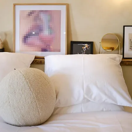 ホテル Boutique & Restaurant Frenchie