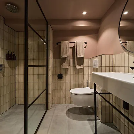 Boutique & Restaurant Frenchie