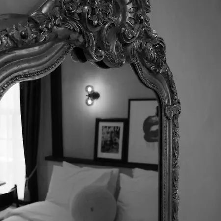 ホテル Boutique & Restaurant Frenchie ハーレム