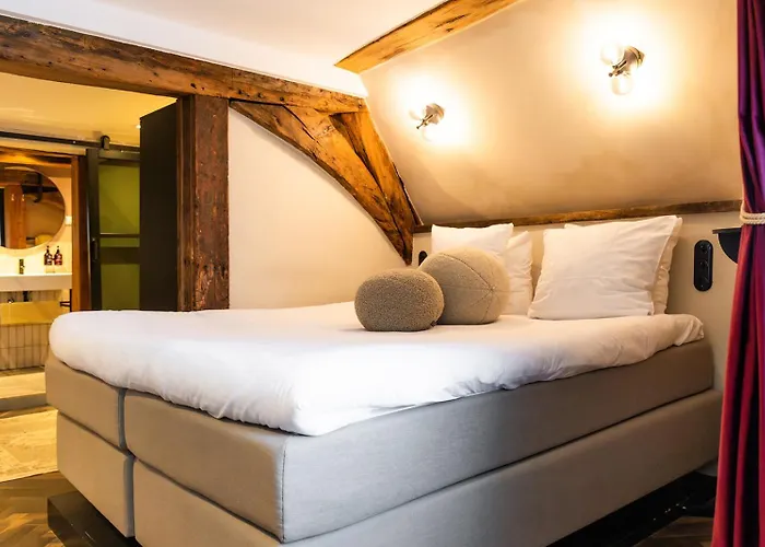 Boutique & Restaurant Frenchie ホテル 4*